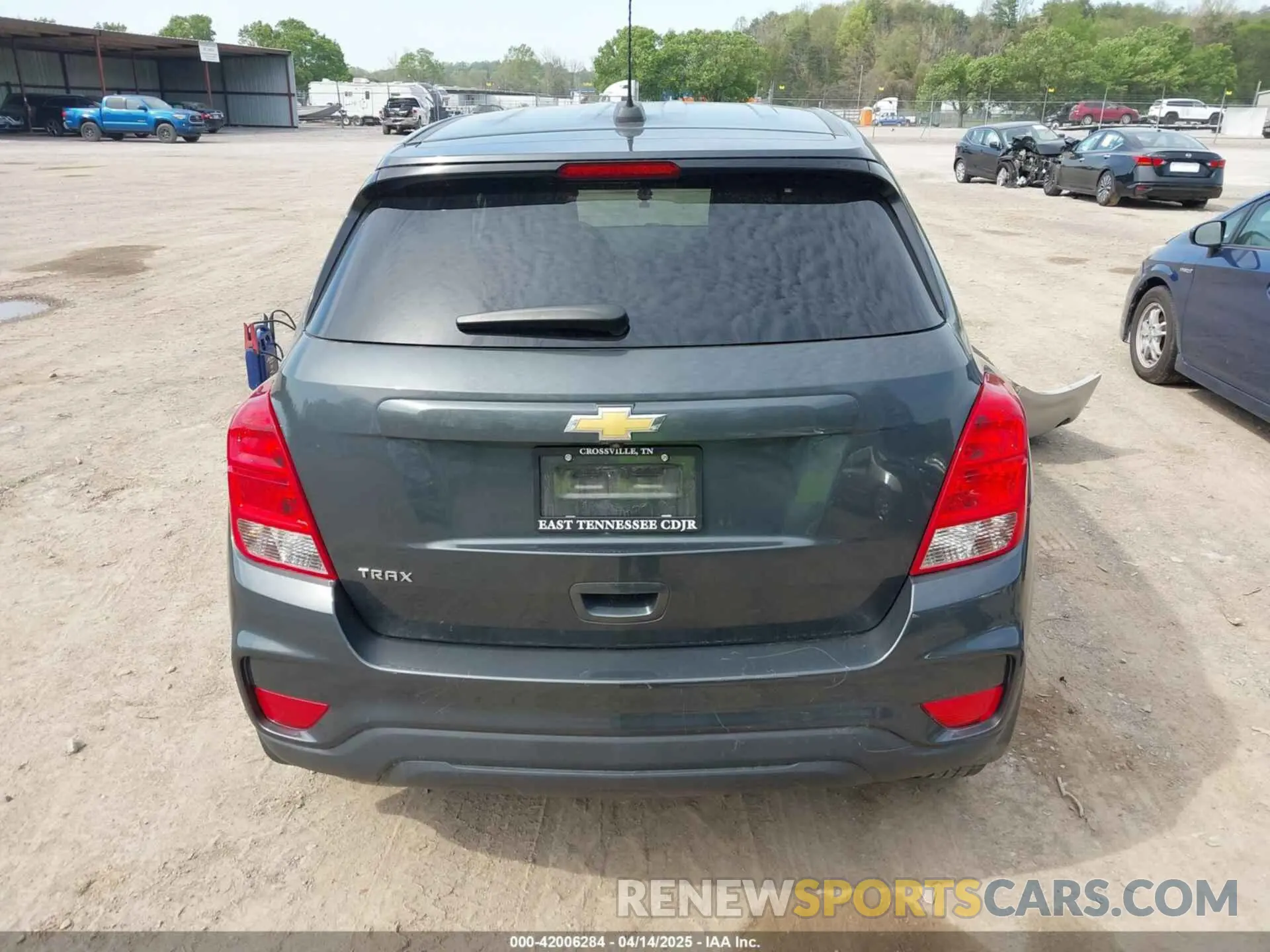 16 Photograph of a damaged car 3GNCJKSB4KL178849 CHEVROLET TRAX 2019