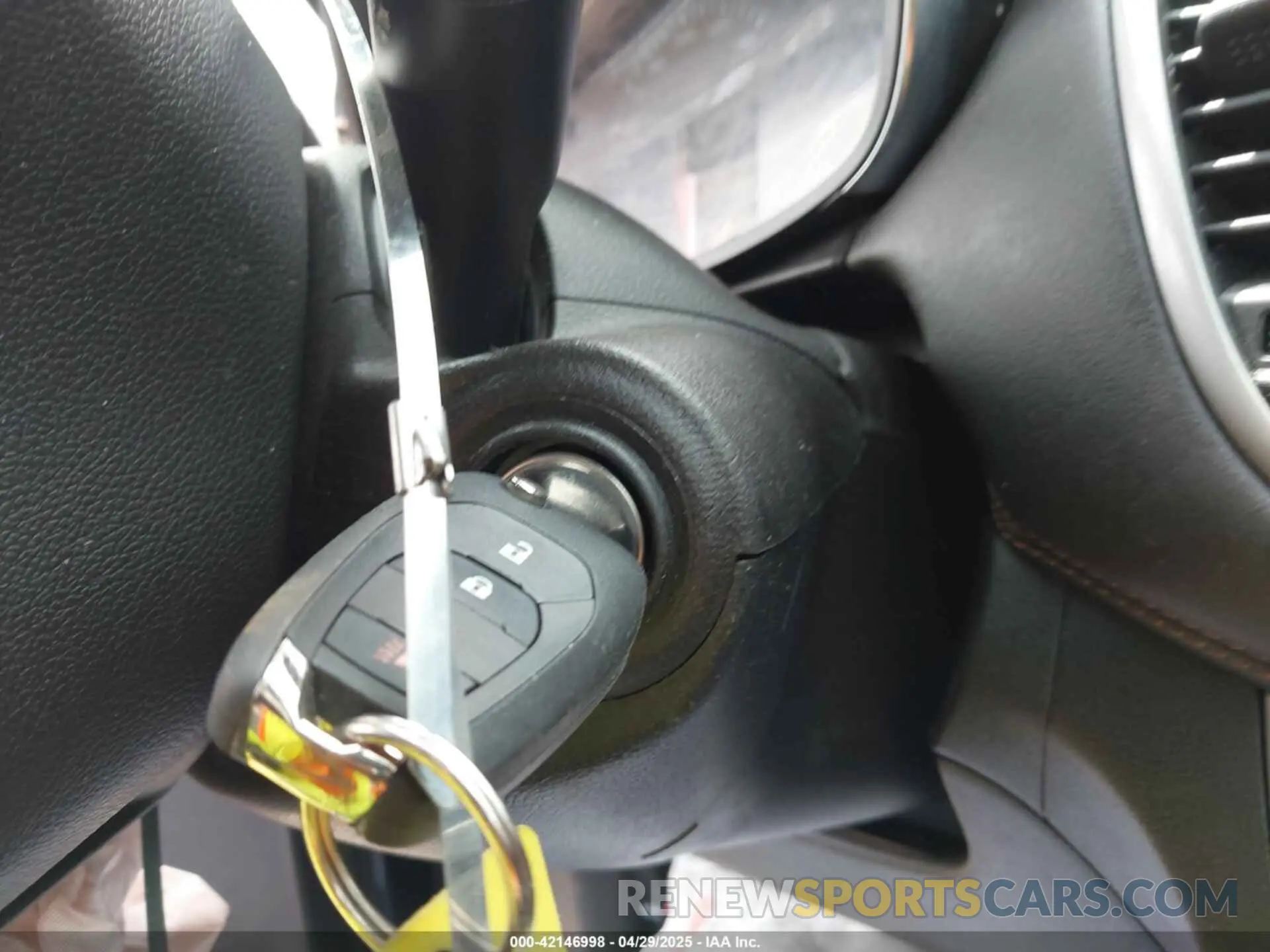 11 Photograph of a damaged car 3GNCJKSB4KL260306 CHEVROLET TRAX 2019