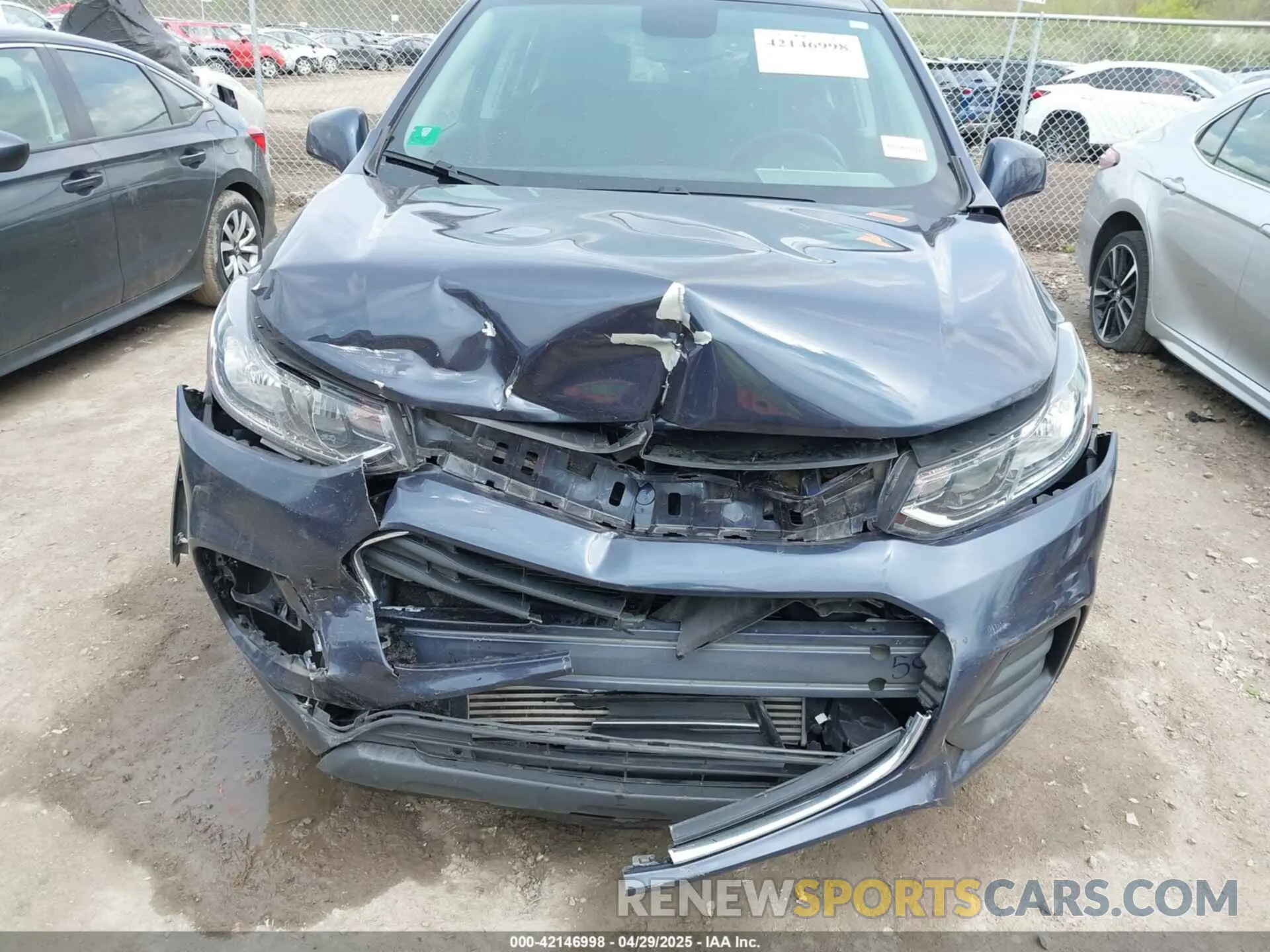 6 Photograph of a damaged car 3GNCJKSB4KL260306 CHEVROLET TRAX 2019