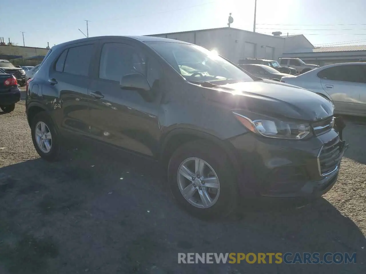 4 Photograph of a damaged car 3GNCJKSB4KL276411 CHEVROLET TRAX 2019