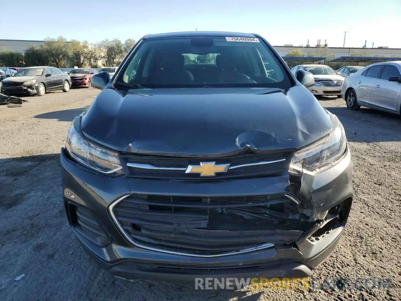 5 Photograph of a damaged car 3GNCJKSB4KL276411 CHEVROLET TRAX 2019