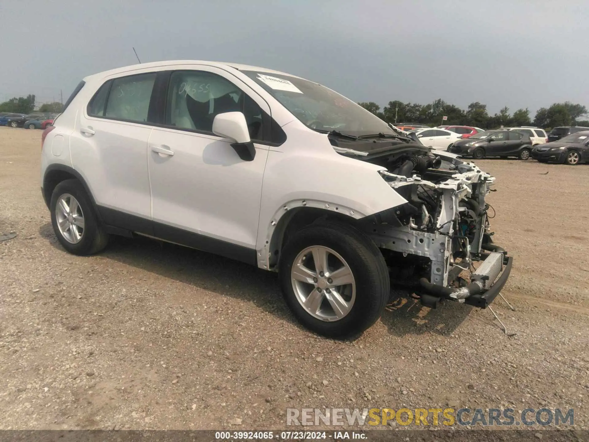 1 Photograph of a damaged car 3GNCJKSB4KL388884 CHEVROLET TRAX 2019