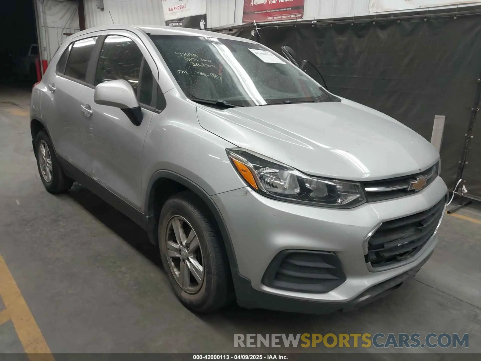 1 Photograph of a damaged car 3GNCJKSB5KL189469 CHEVROLET TRAX 2019