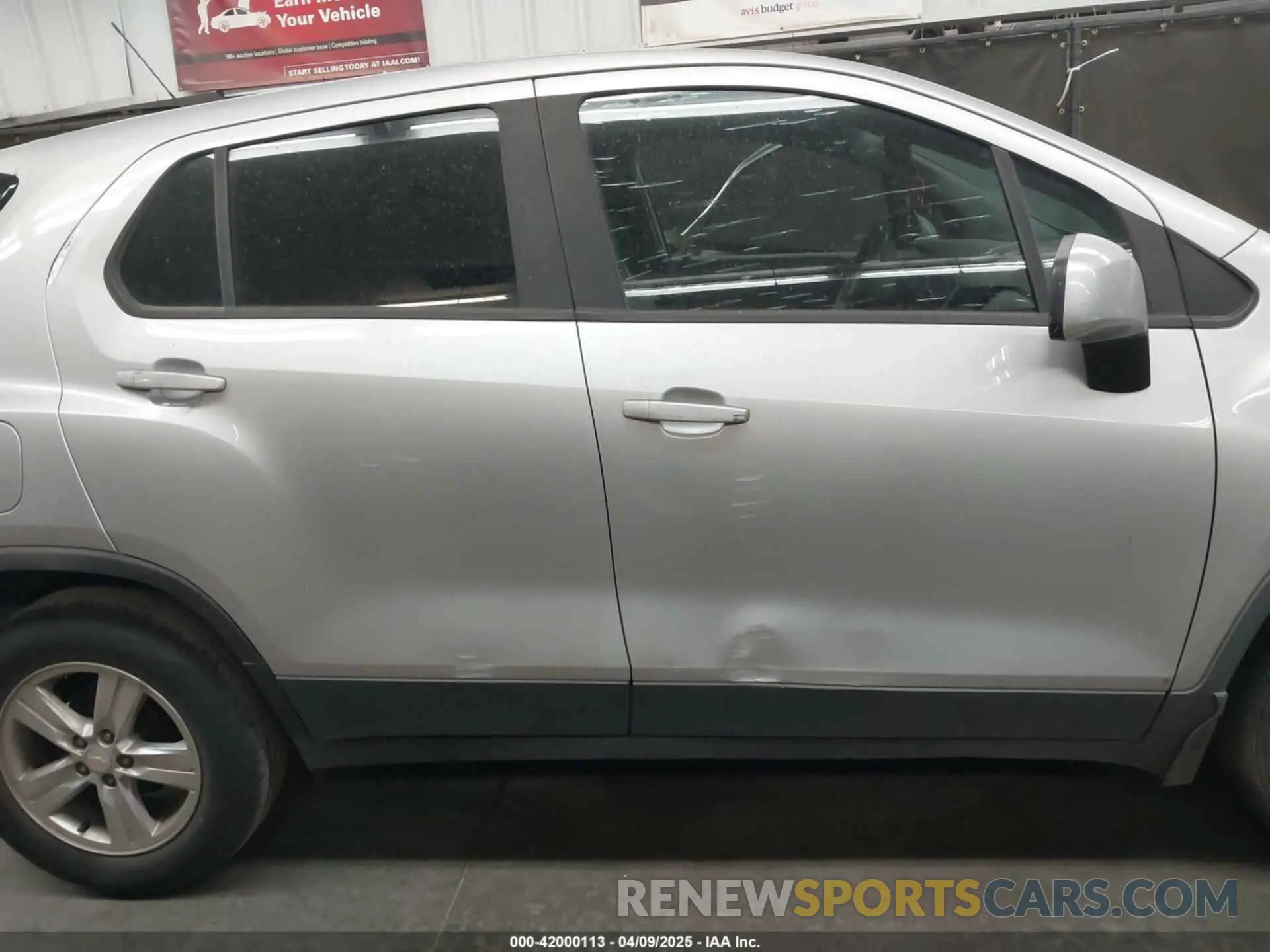 12 Photograph of a damaged car 3GNCJKSB5KL189469 CHEVROLET TRAX 2019