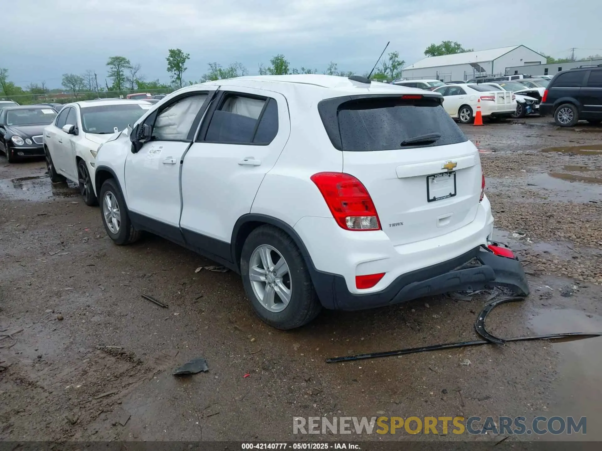 3 Photograph of a damaged car 3GNCJKSB5KL220090 CHEVROLET TRAX 2019