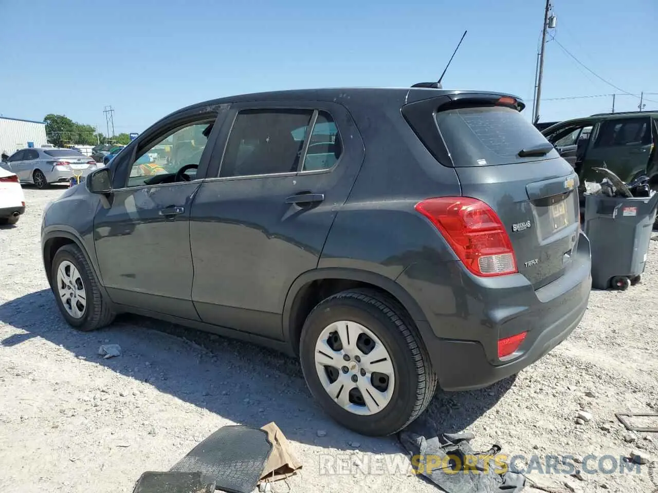 2 Photograph of a damaged car 3GNCJKSB6KL149580 CHEVROLET TRAX 2019