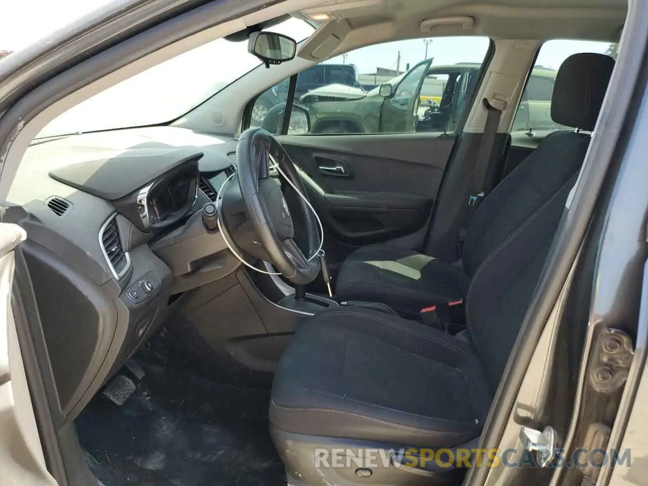 7 Photograph of a damaged car 3GNCJKSB6KL149580 CHEVROLET TRAX 2019