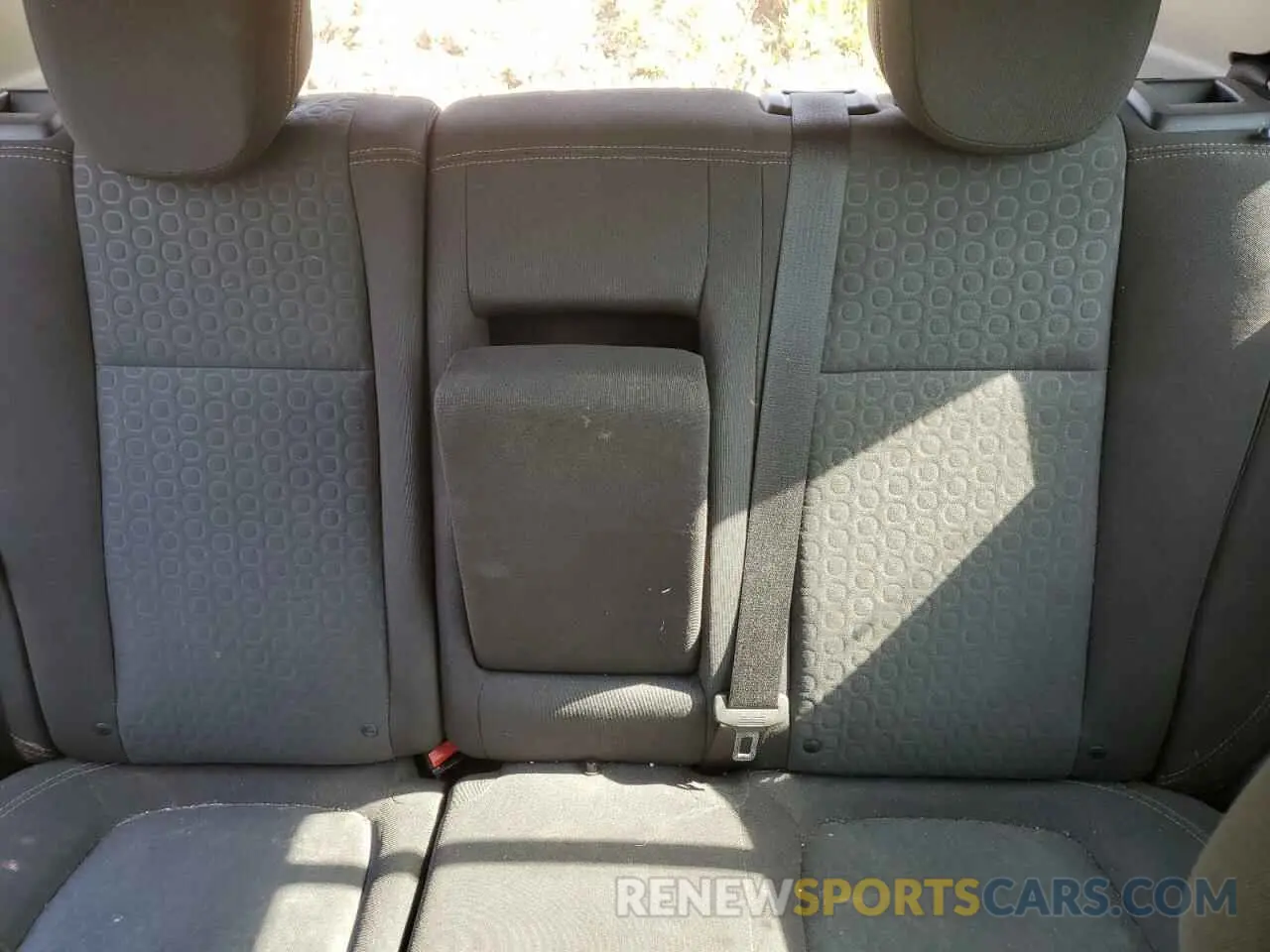 10 Photograph of a damaged car 3GNCJKSB6KL176519 CHEVROLET TRAX 2019