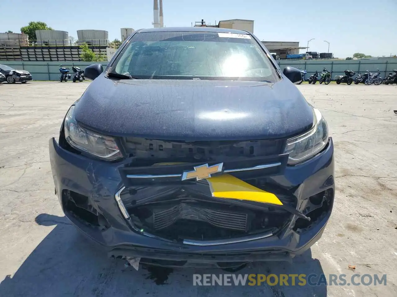 5 Photograph of a damaged car 3GNCJKSB6KL215819 CHEVROLET TRAX 2019