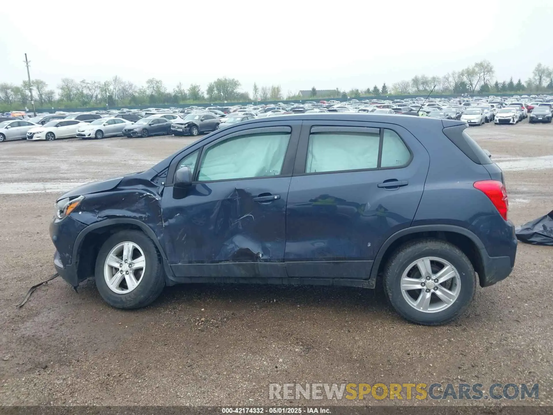 14 Photograph of a damaged car 3GNCJKSB6KL221989 CHEVROLET TRAX 2019