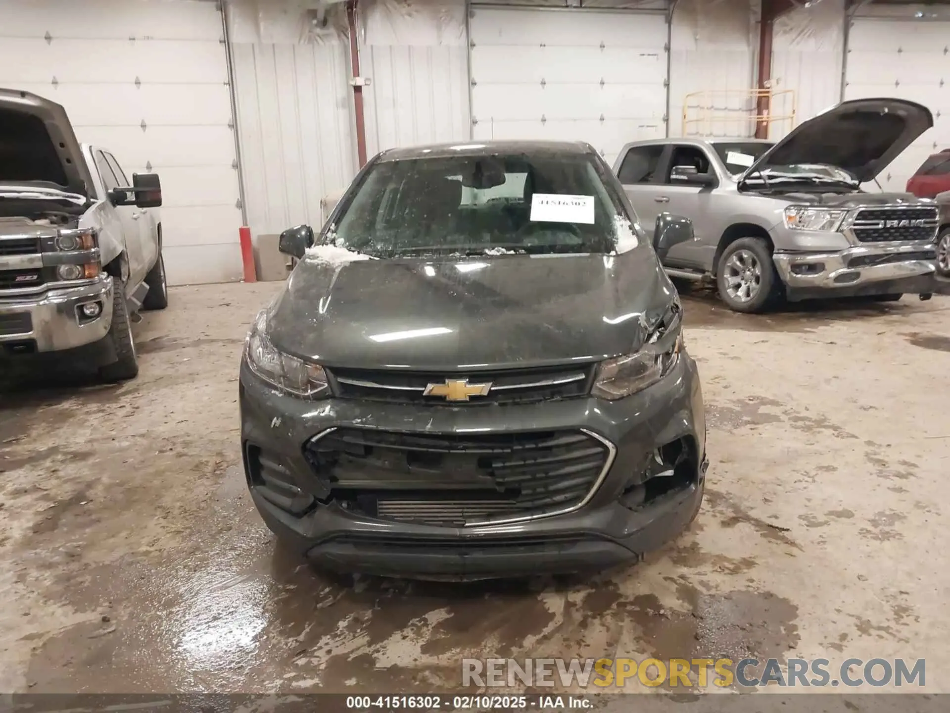 13 Photograph of a damaged car 3GNCJKSB6KL283263 CHEVROLET TRAX 2019