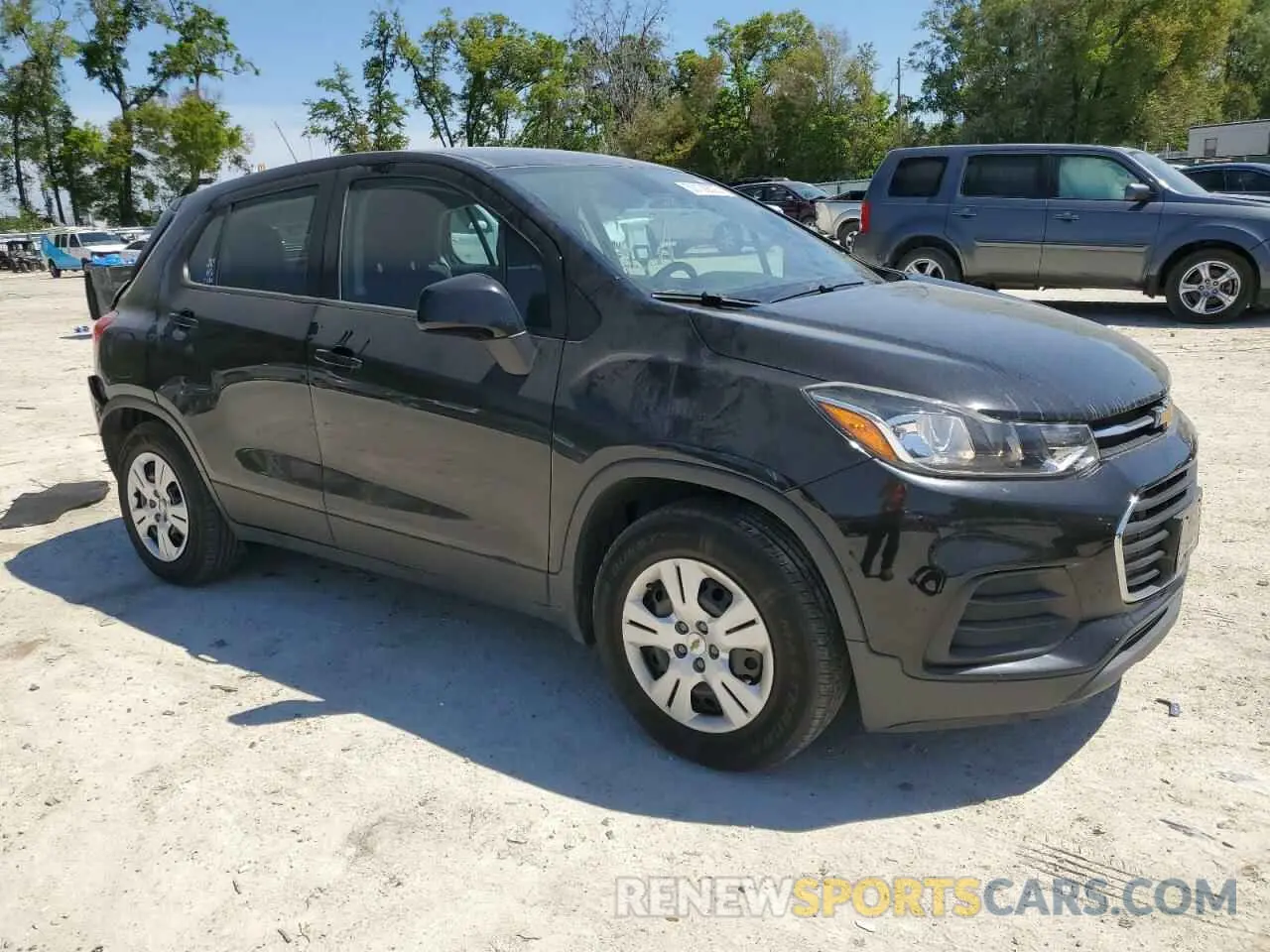 4 Photograph of a damaged car 3GNCJKSB7KL150611 CHEVROLET TRAX 2019