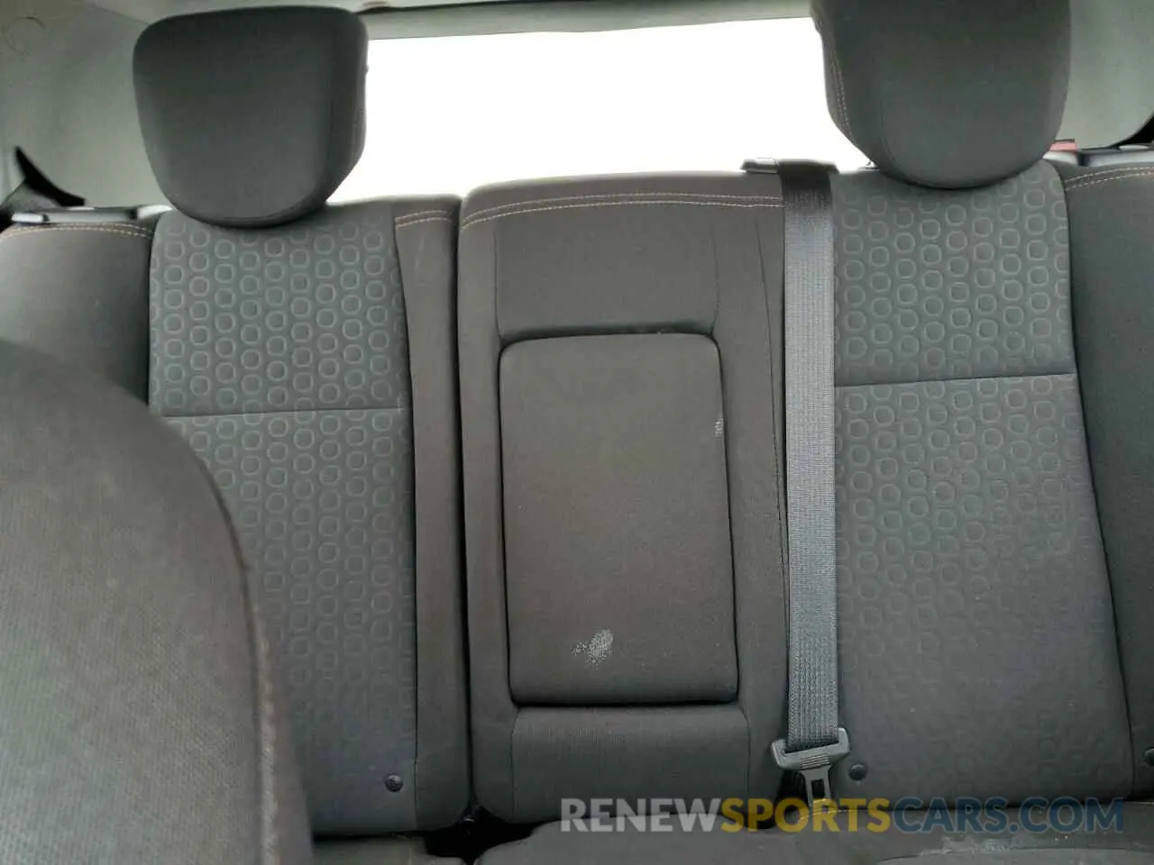 10 Photograph of a damaged car 3GNCJKSB7KL208944 CHEVROLET TRAX 2019