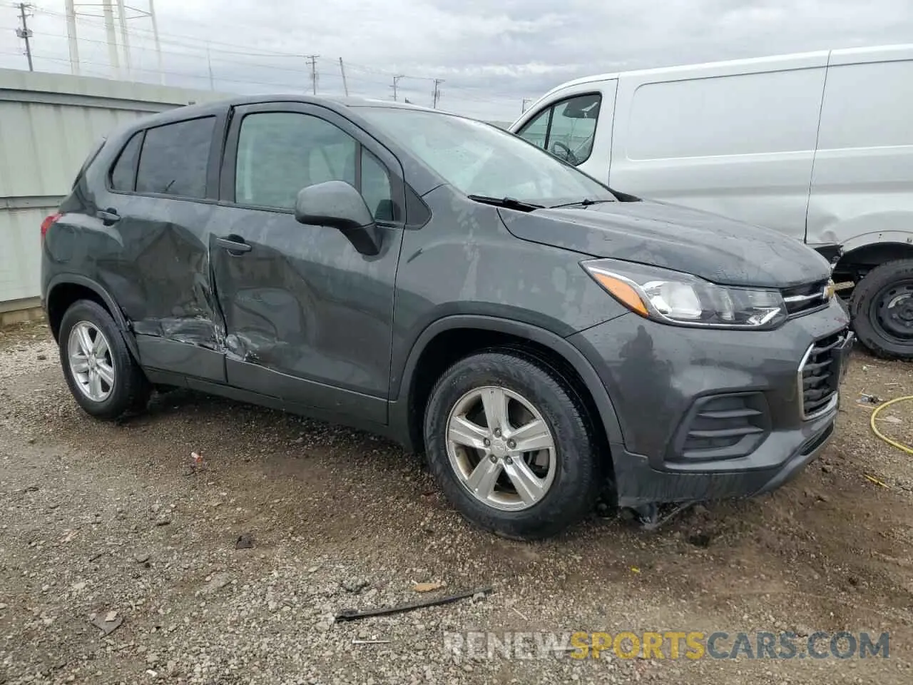4 Photograph of a damaged car 3GNCJKSB7KL208944 CHEVROLET TRAX 2019