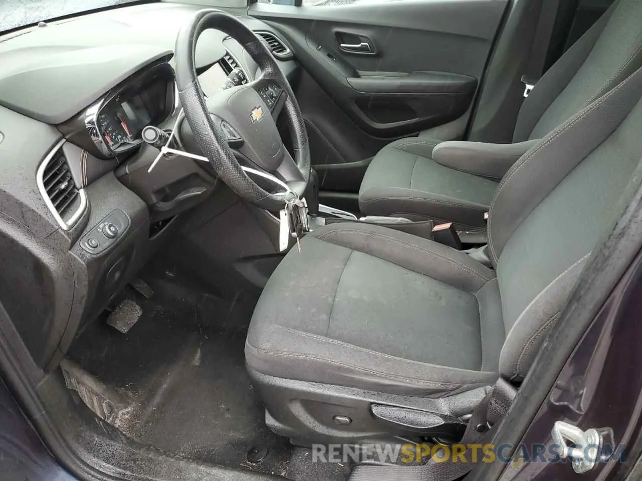 7 Photograph of a damaged car 3GNCJKSB7KL209737 CHEVROLET TRAX 2019