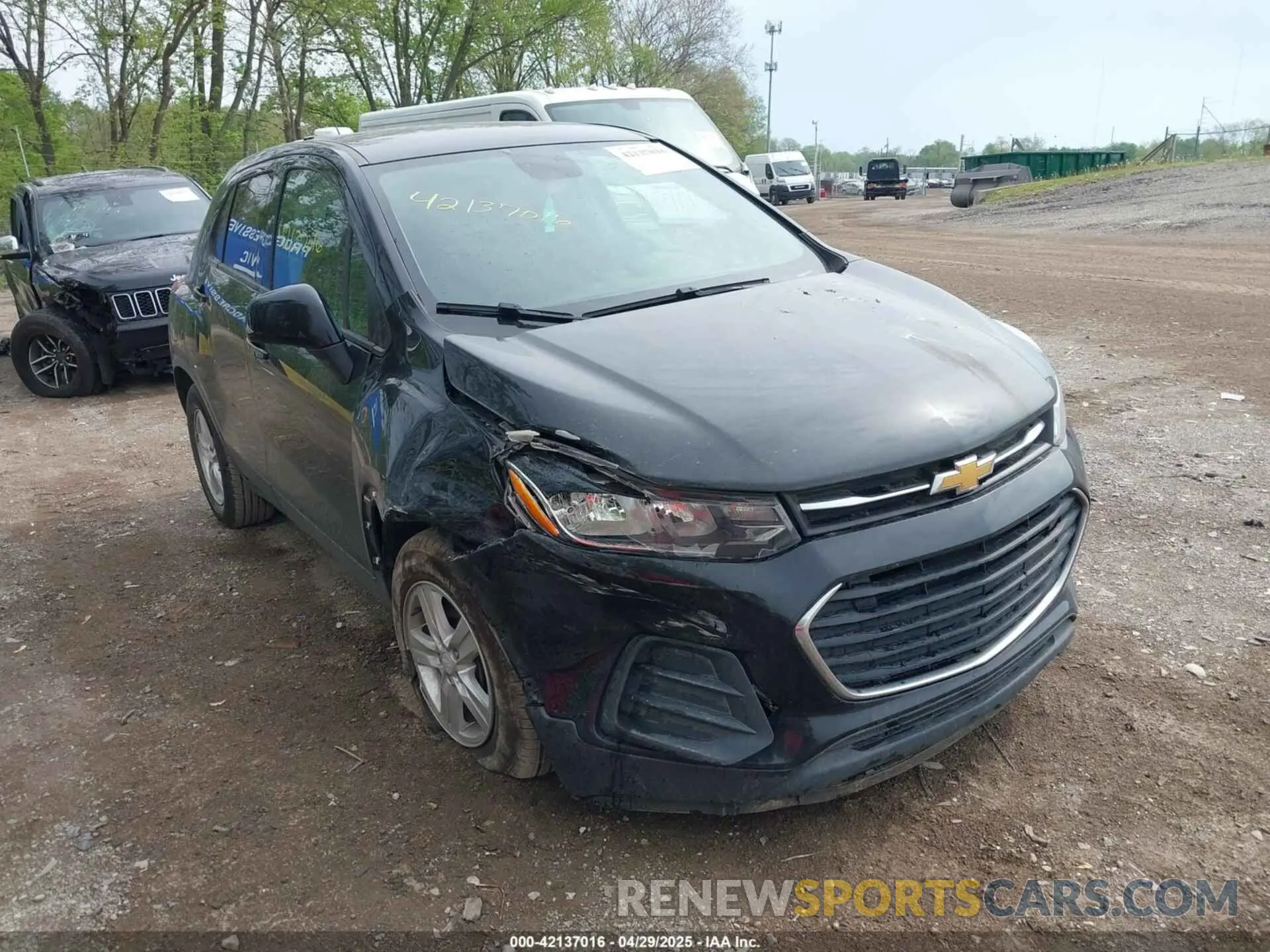1 Photograph of a damaged car 3GNCJKSB7KL287810 CHEVROLET TRAX 2019