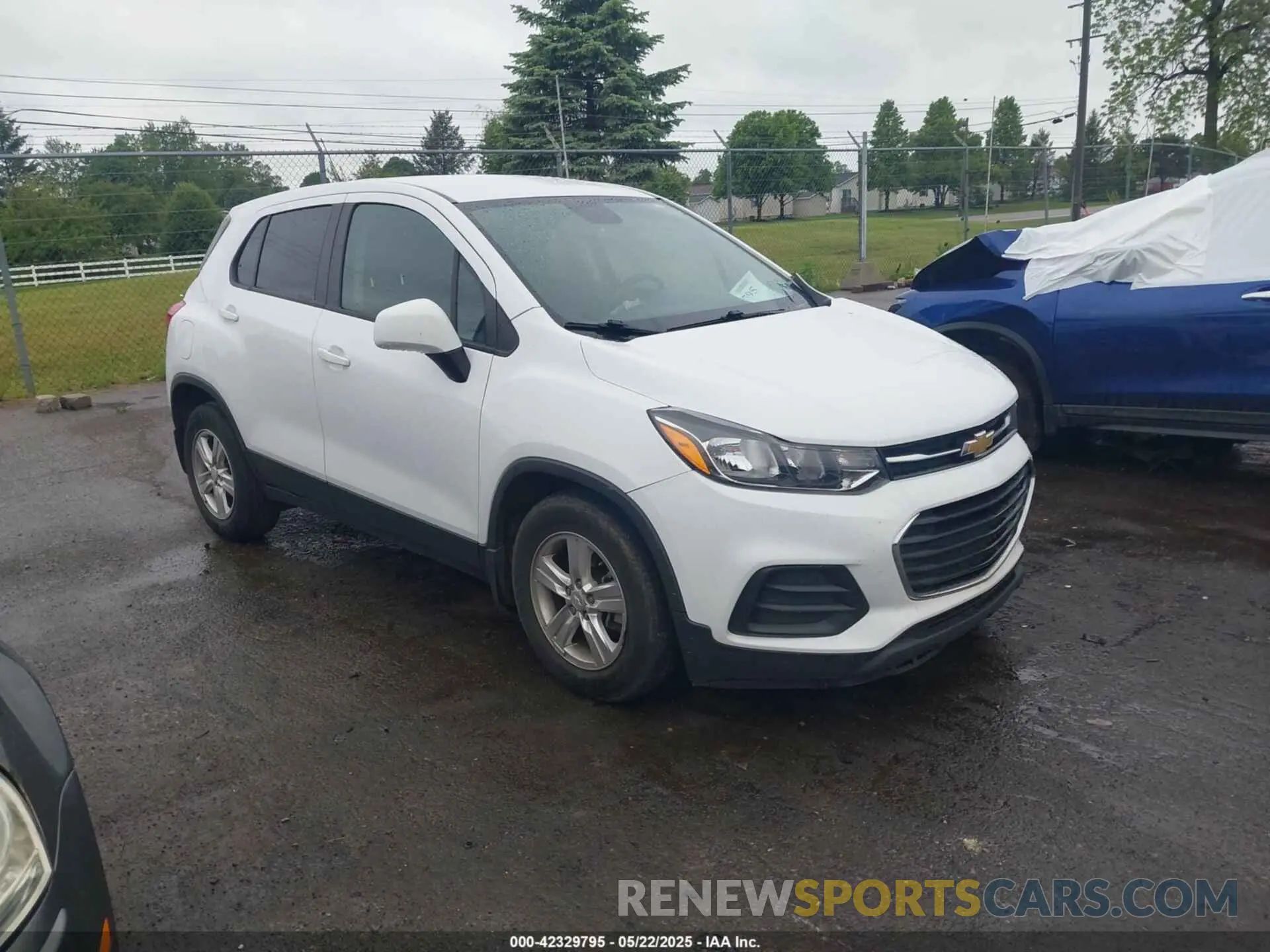 1 Photograph of a damaged car 3GNCJKSB7KL313998 CHEVROLET TRAX 2019