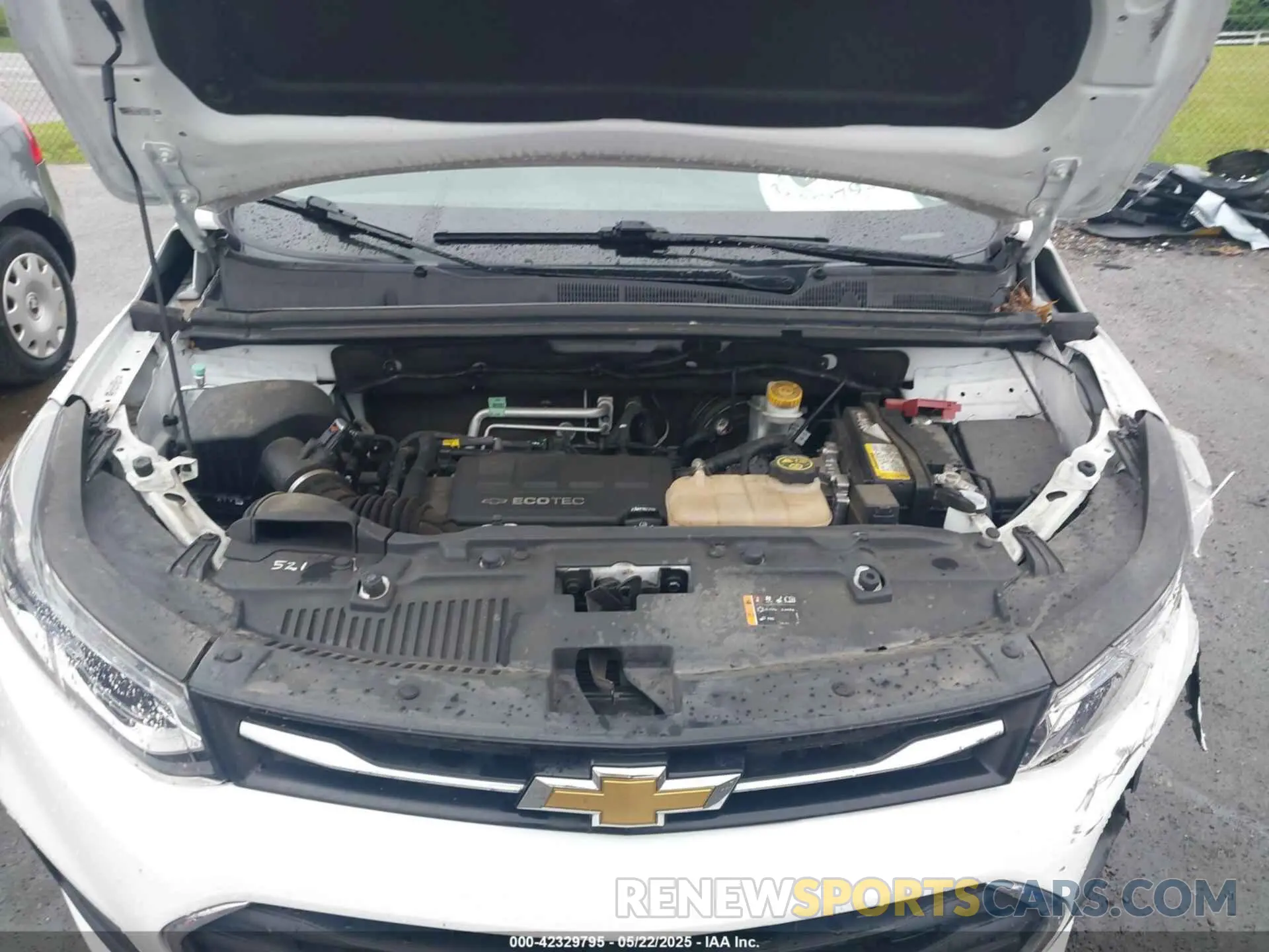 10 Photograph of a damaged car 3GNCJKSB7KL313998 CHEVROLET TRAX 2019