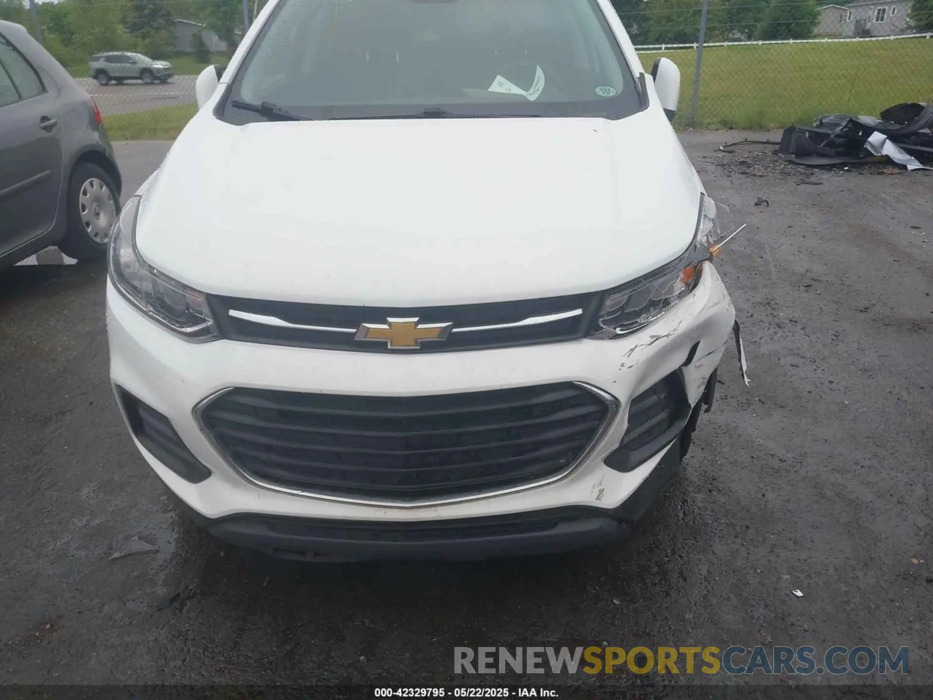 6 Photograph of a damaged car 3GNCJKSB7KL313998 CHEVROLET TRAX 2019