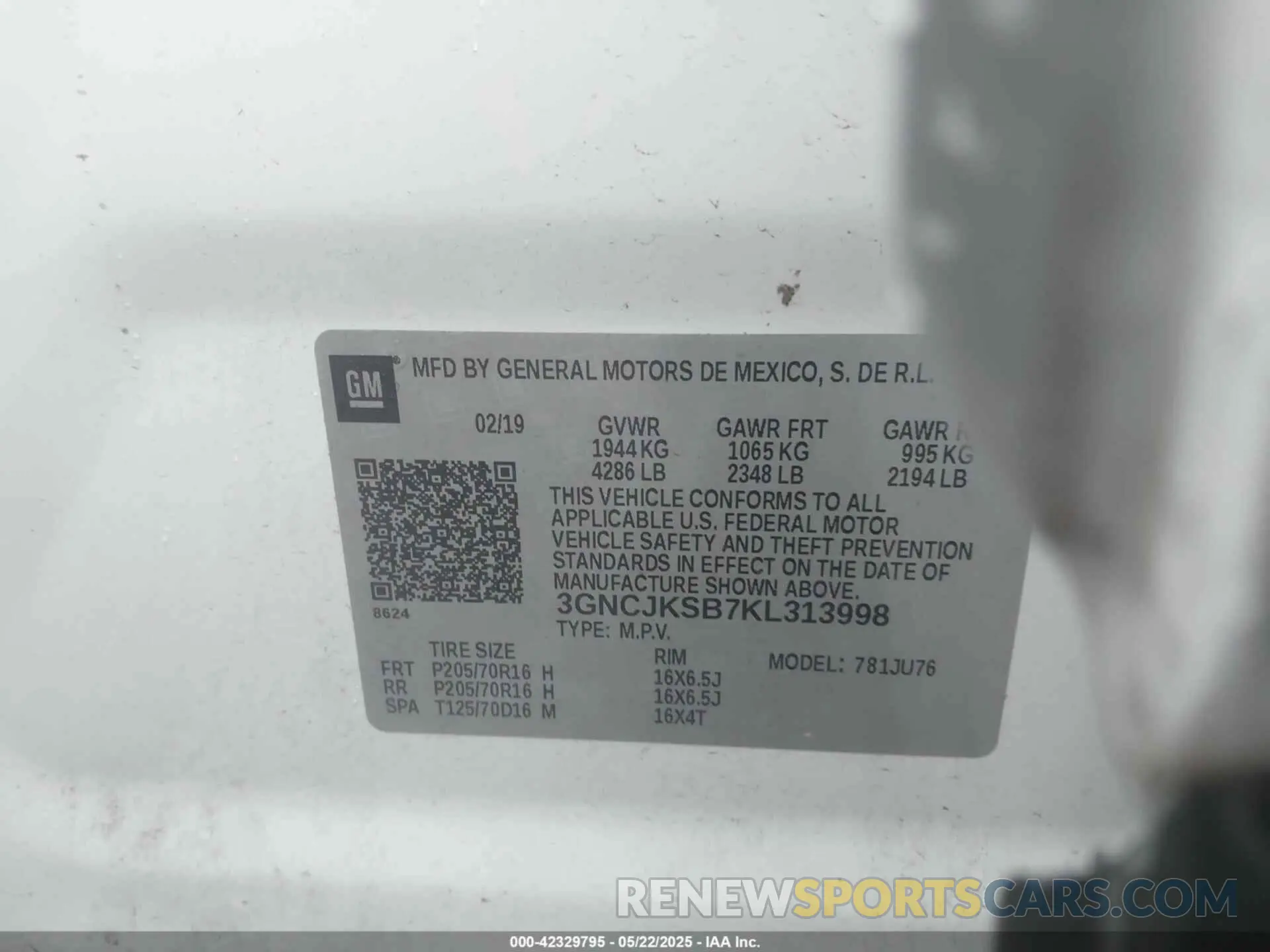 9 Photograph of a damaged car 3GNCJKSB7KL313998 CHEVROLET TRAX 2019