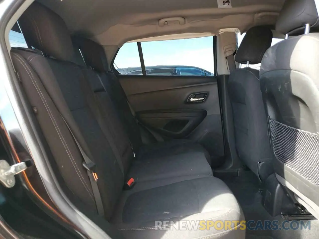 11 Photograph of a damaged car 3GNCJKSB7KL378009 CHEVROLET TRAX 2019