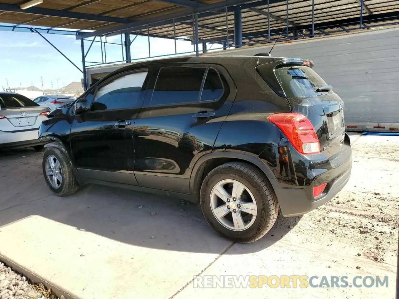 2 Photograph of a damaged car 3GNCJKSB7KL378009 CHEVROLET TRAX 2019