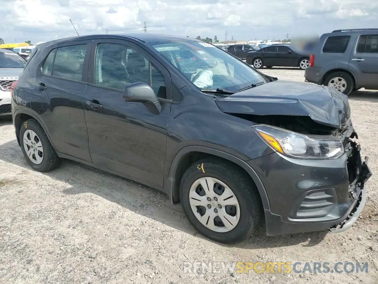 4 Photograph of a damaged car 3GNCJKSB8KL121912 CHEVROLET TRAX 2019