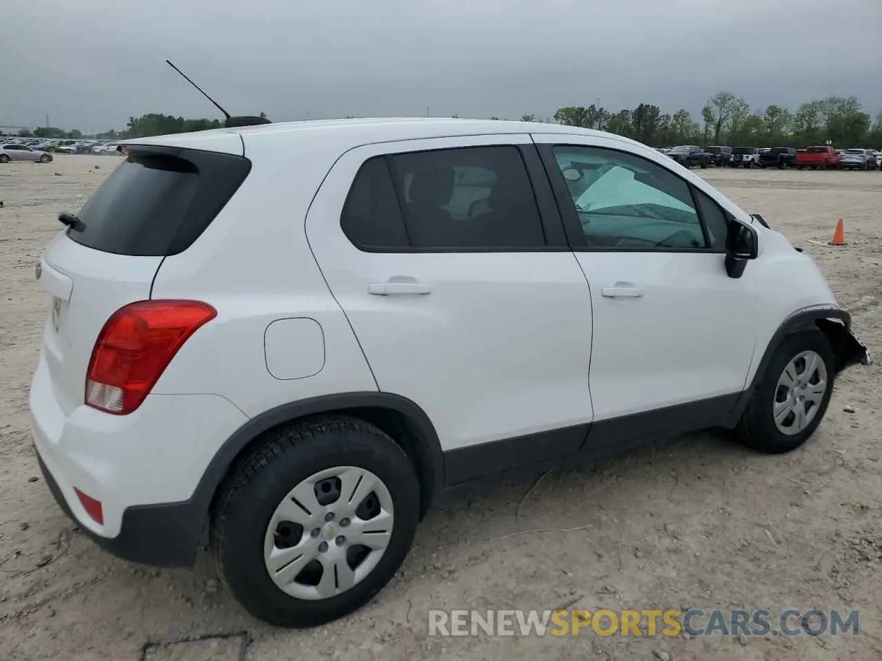 3 Photograph of a damaged car 3GNCJKSB8KL170821 CHEVROLET TRAX 2019