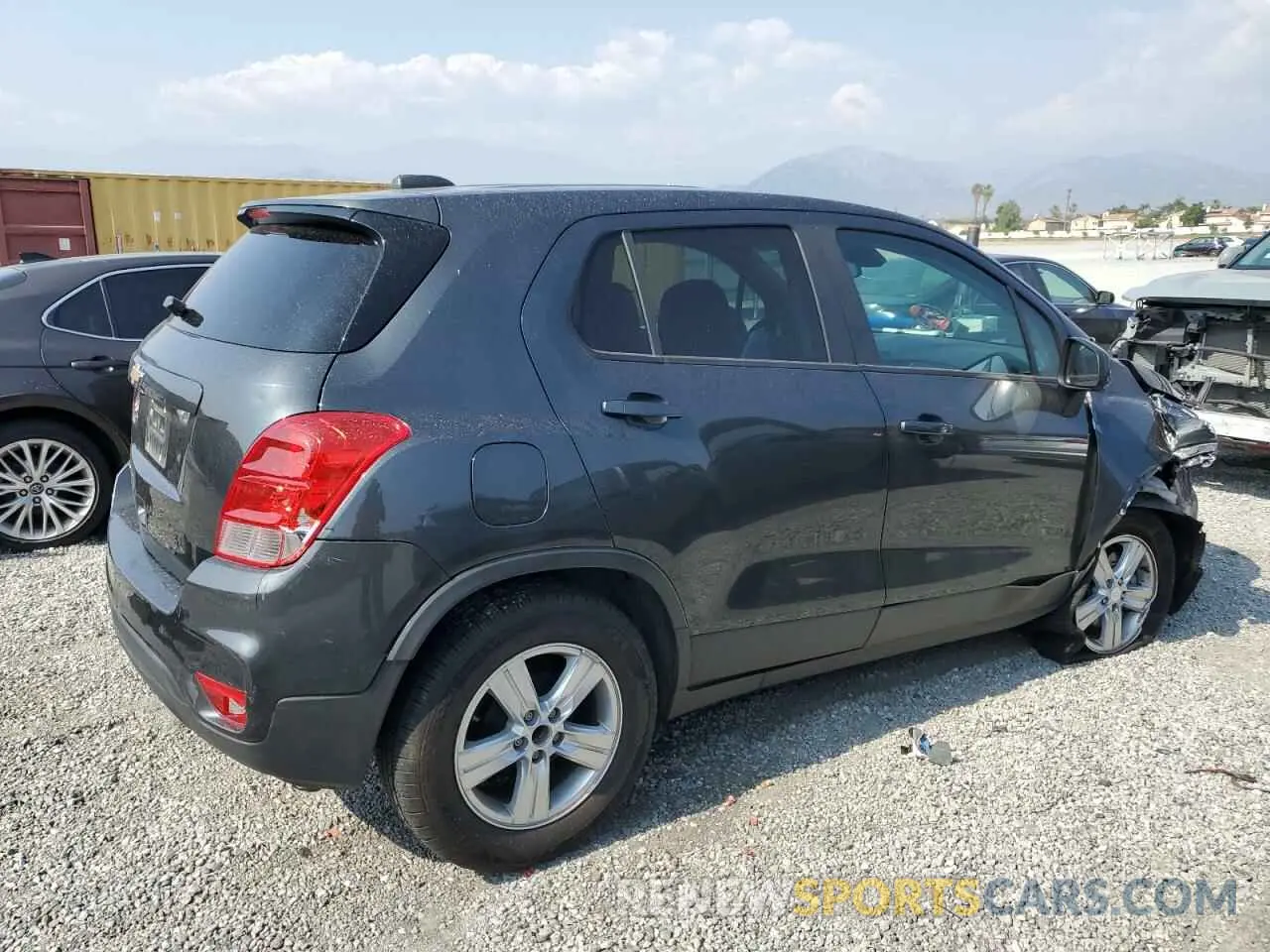 3 Photograph of a damaged car 3GNCJKSB8KL300287 CHEVROLET TRAX 2019
