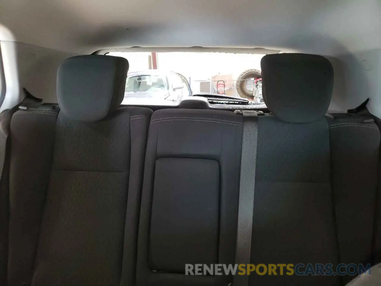 10 Photograph of a damaged car 3GNCJKSB8KL301326 CHEVROLET TRAX 2019