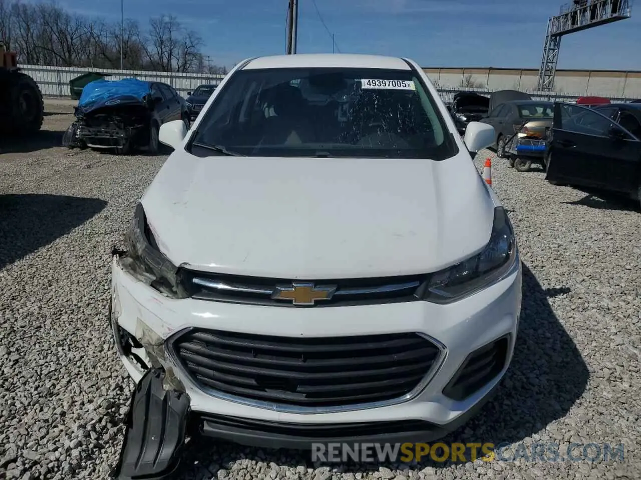 5 Photograph of a damaged car 3GNCJKSB9KL108585 CHEVROLET TRAX 2019