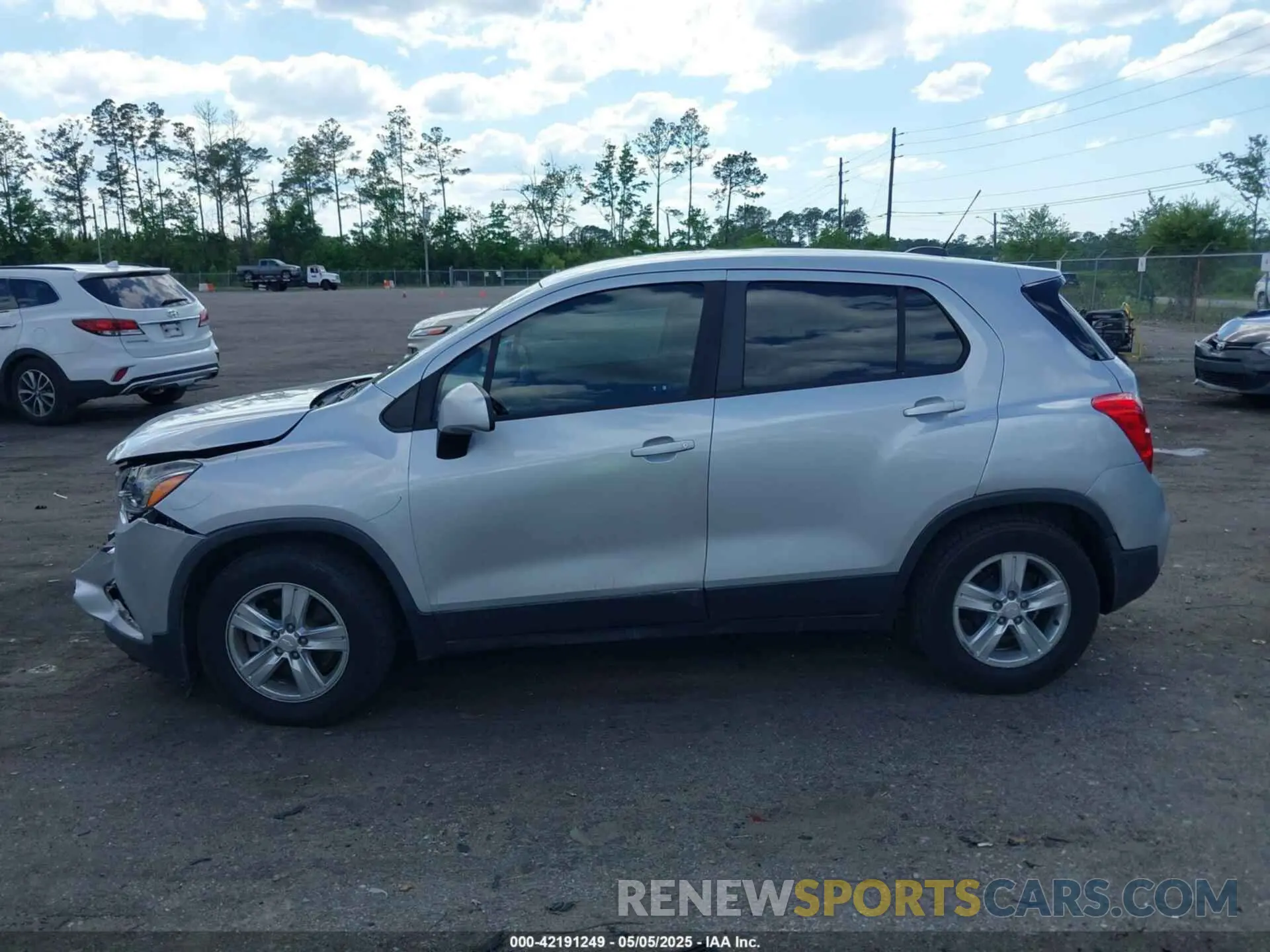 14 Photograph of a damaged car 3GNCJKSB9KL211344 CHEVROLET TRAX 2019