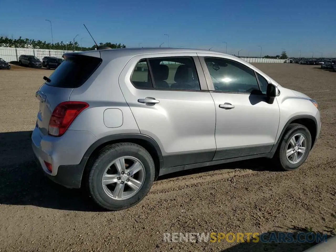 3 Photograph of a damaged car 3GNCJKSB9KL223123 CHEVROLET TRAX 2019