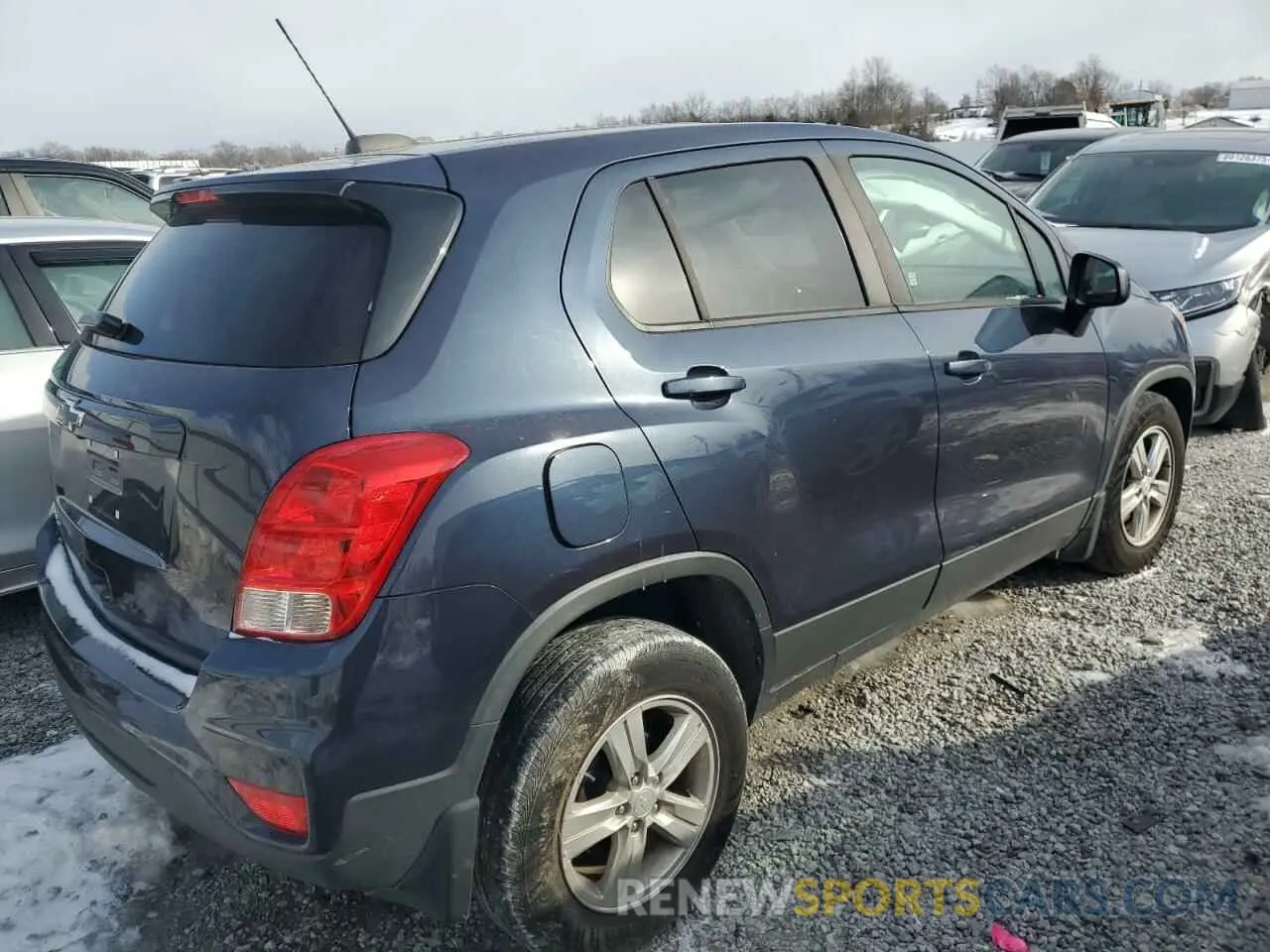 3 Photograph of a damaged car 3GNCJKSB9KL270037 CHEVROLET TRAX 2019