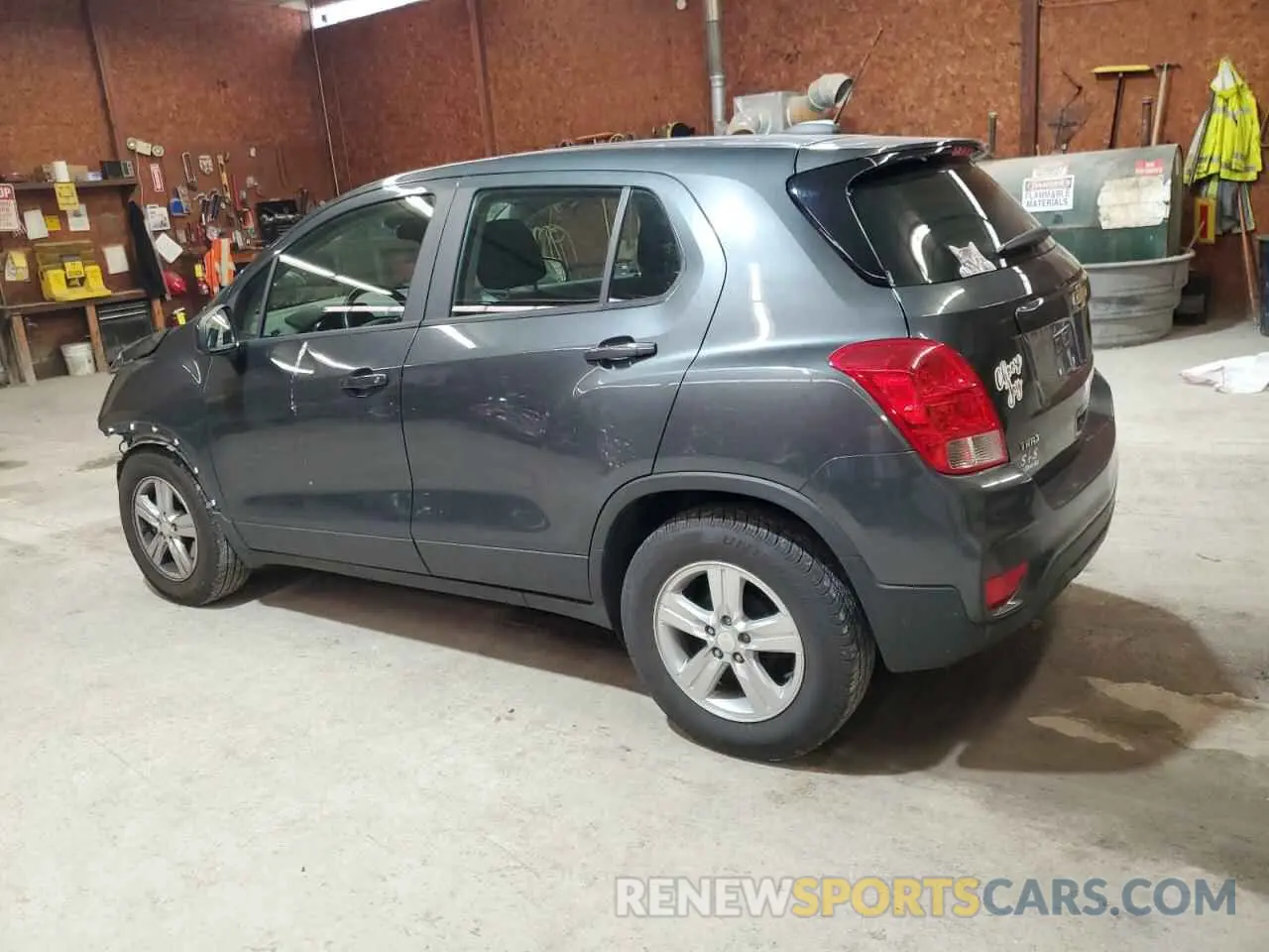 2 Photograph of a damaged car 3GNCJKSB9KL294712 CHEVROLET TRAX 2019