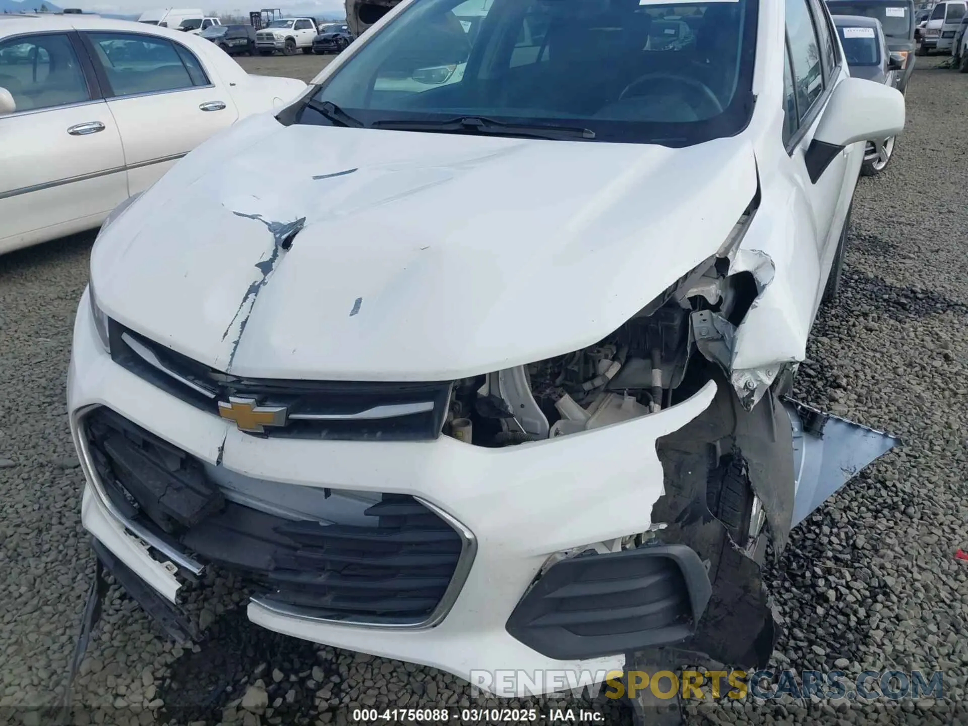 6 Photograph of a damaged car 3GNCJKSB9KL357789 CHEVROLET TRAX 2019