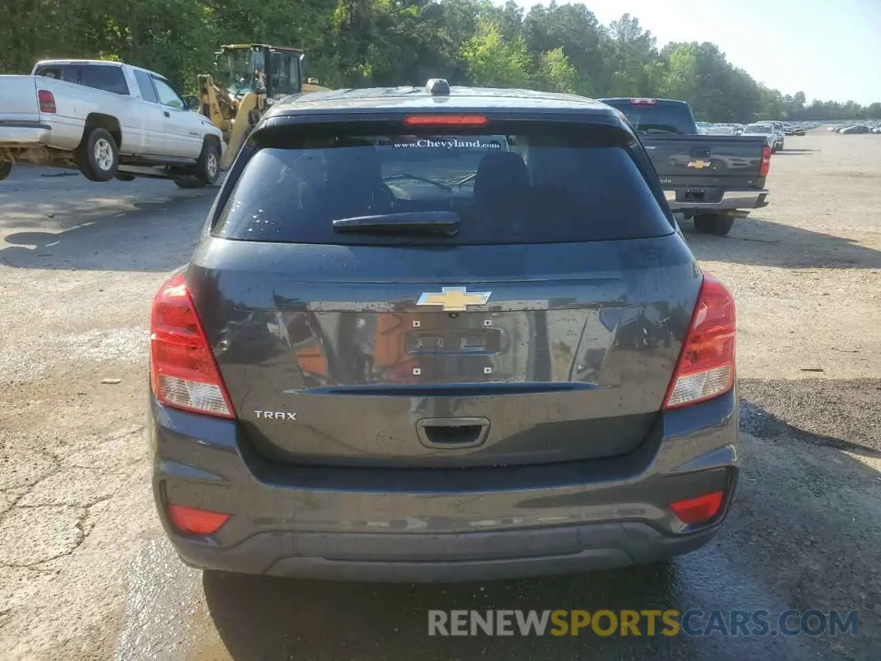 6 Photograph of a damaged car 3GNCJKSBXKL174630 CHEVROLET TRAX 2019