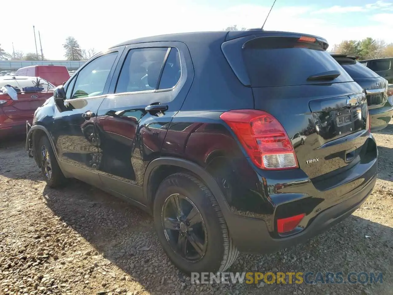 2 Photograph of a damaged car 3GNCJKSBXKL185949 CHEVROLET TRAX 2019