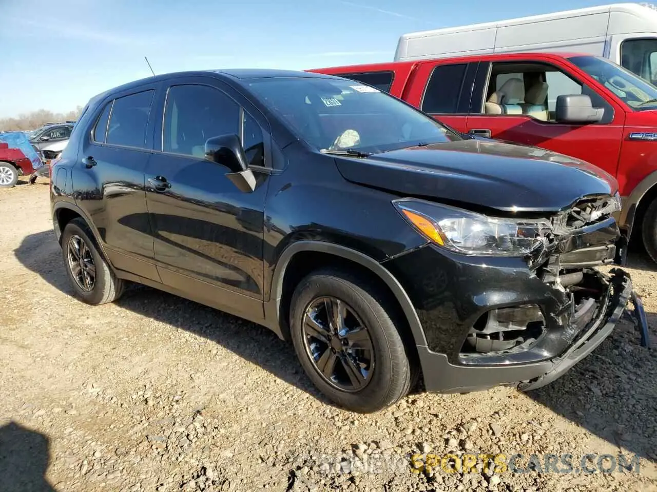 4 Photograph of a damaged car 3GNCJKSBXKL185949 CHEVROLET TRAX 2019