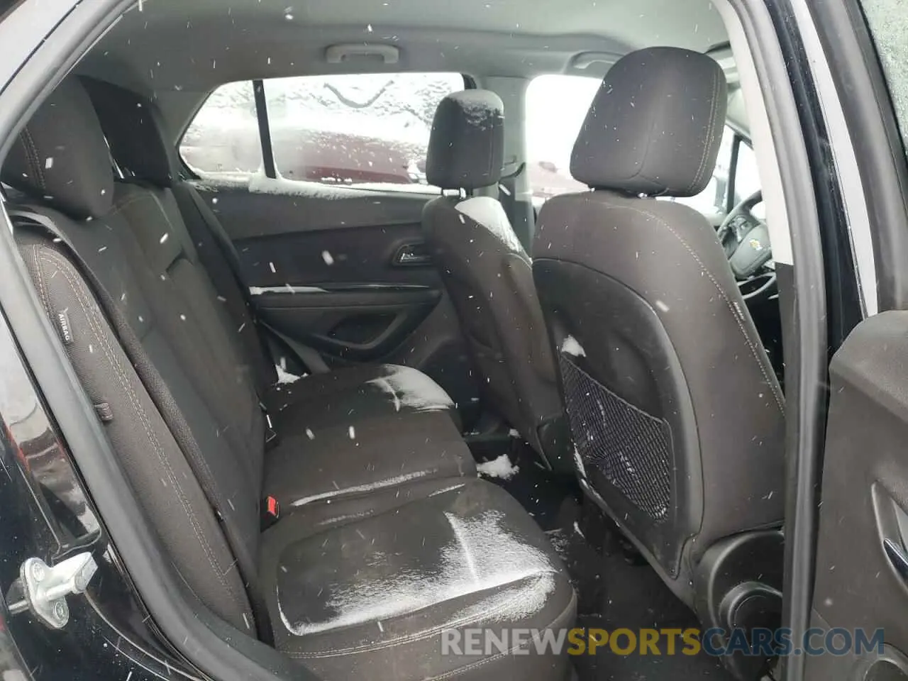 11 Photograph of a damaged car 3GNCJKSBXKL263940 CHEVROLET TRAX 2019