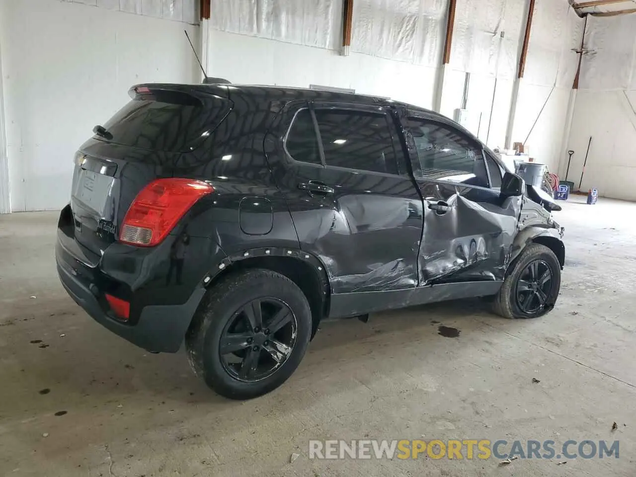 3 Photograph of a damaged car 3GNCJKSBXKL326681 CHEVROLET TRAX 2019