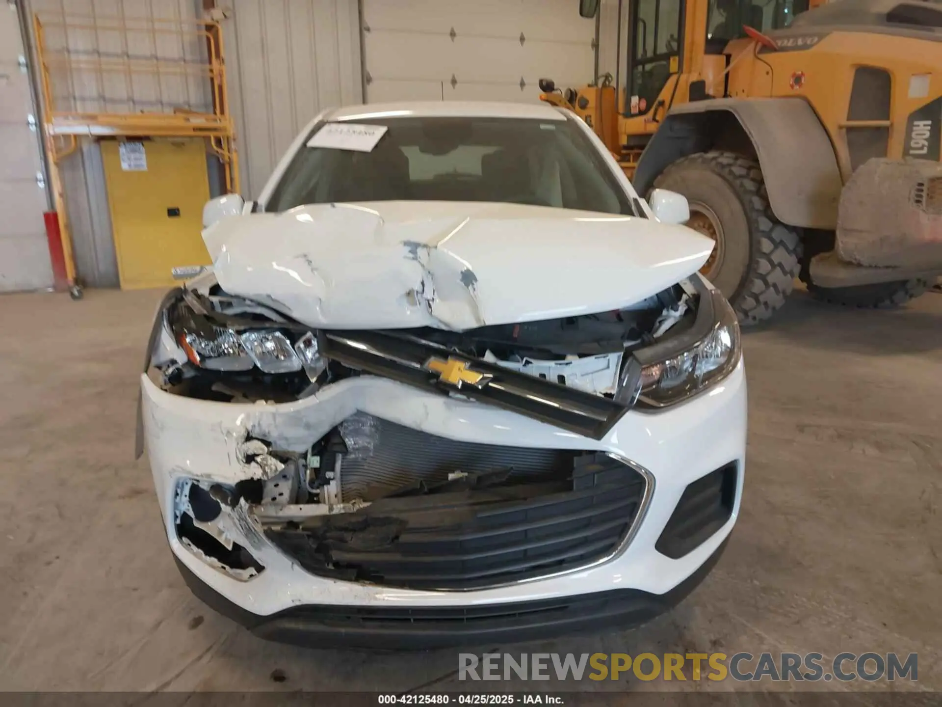 12 Photograph of a damaged car 3GNCJKSBXKL339026 CHEVROLET TRAX 2019