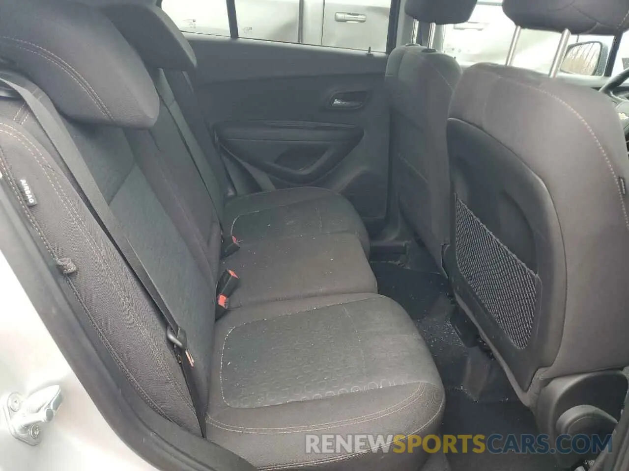 11 Photograph of a damaged car 3GNCJKSBXKL373354 CHEVROLET TRAX 2019