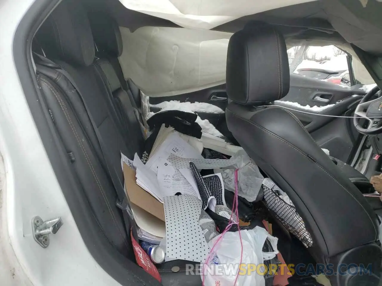 11 Photograph of a damaged car 3GNCJLSB0KL175680 CHEVROLET TRAX 2019