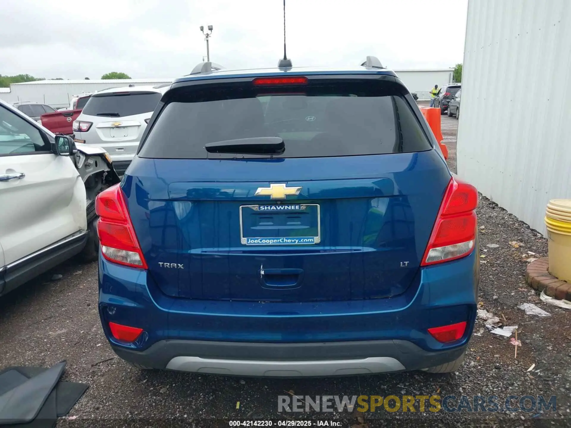 16 Photograph of a damaged car 3GNCJLSB0KL231830 CHEVROLET TRAX 2019