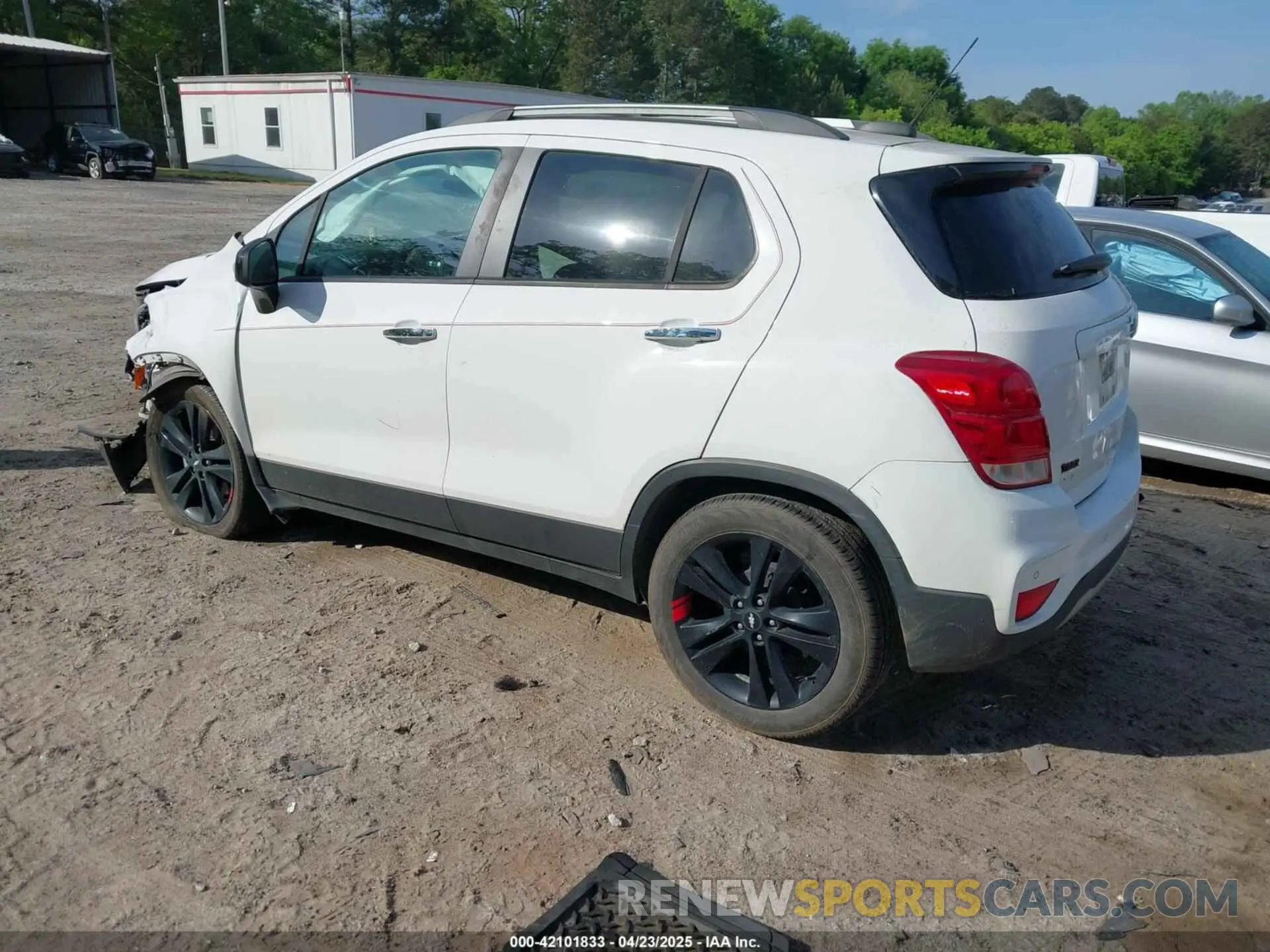 3 Photograph of a damaged car 3GNCJLSB0KL233562 CHEVROLET TRAX 2019
