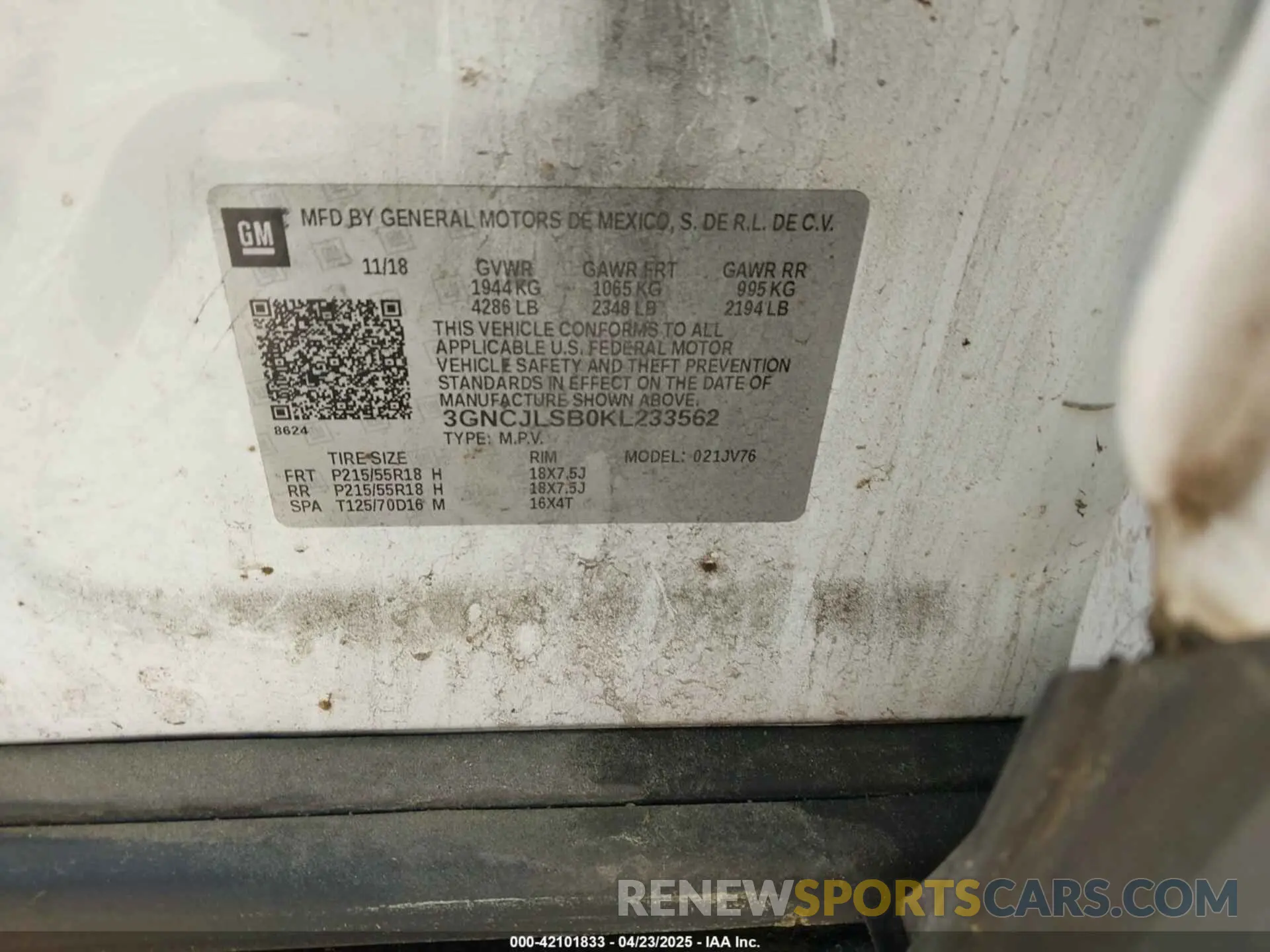 9 Photograph of a damaged car 3GNCJLSB0KL233562 CHEVROLET TRAX 2019