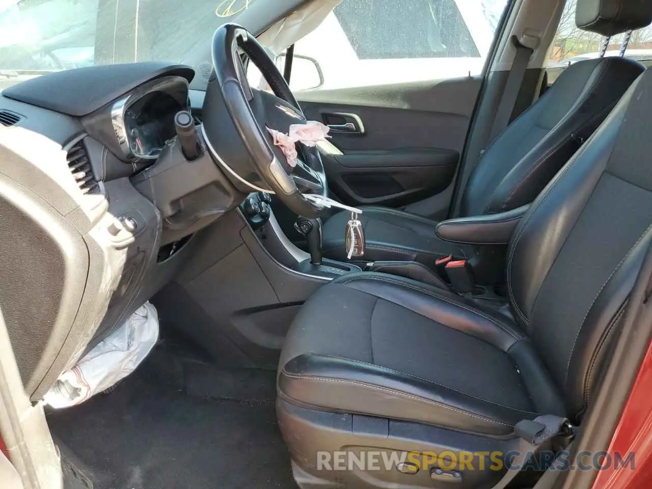 7 Photograph of a damaged car 3GNCJLSB0KL245954 CHEVROLET TRAX 2019