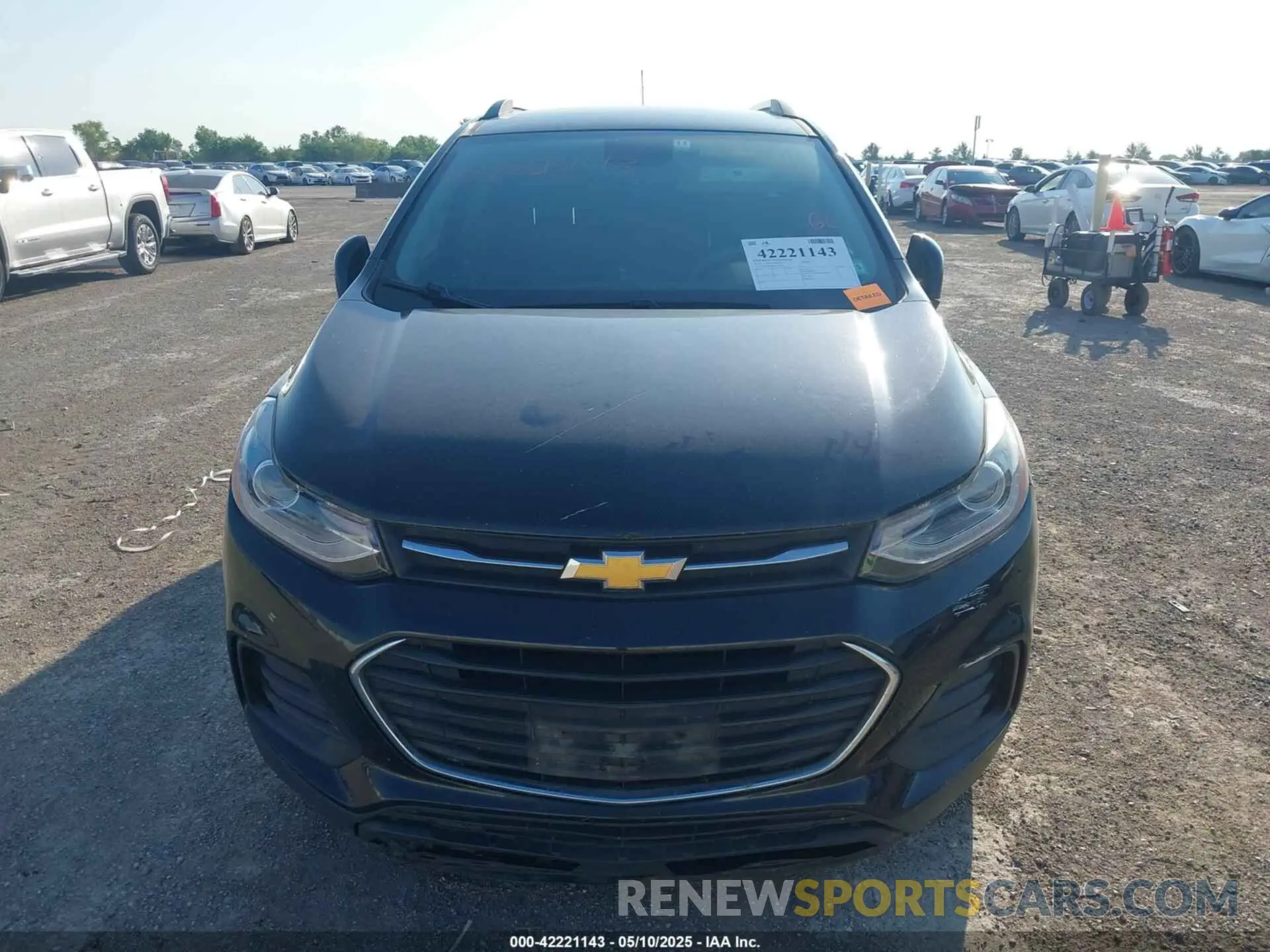 13 Photograph of a damaged car 3GNCJLSB0KL372560 CHEVROLET TRAX 2019
