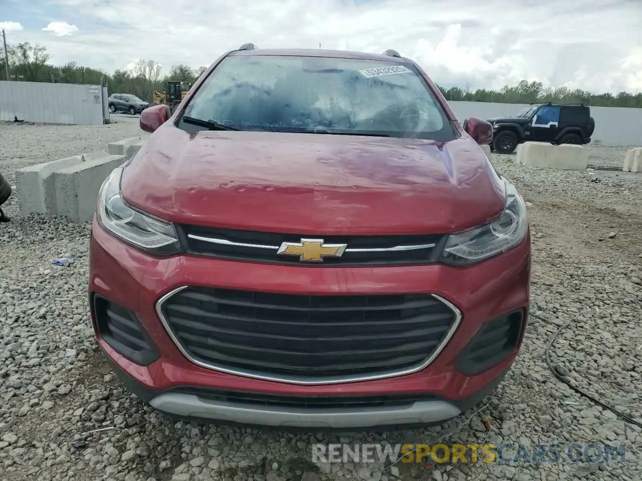 5 Photograph of a damaged car 3GNCJLSB1KL124074 CHEVROLET TRAX 2019
